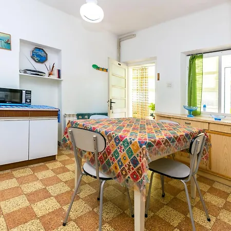 And Angela Apartment Vela Luka