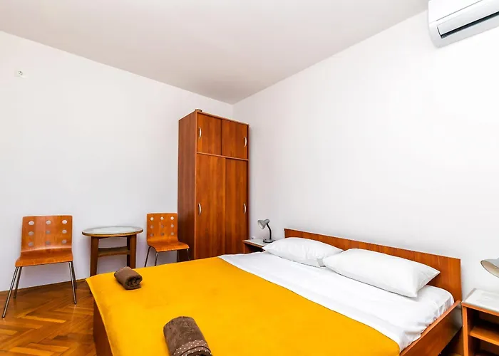 And Angela Appartement Vela Luka