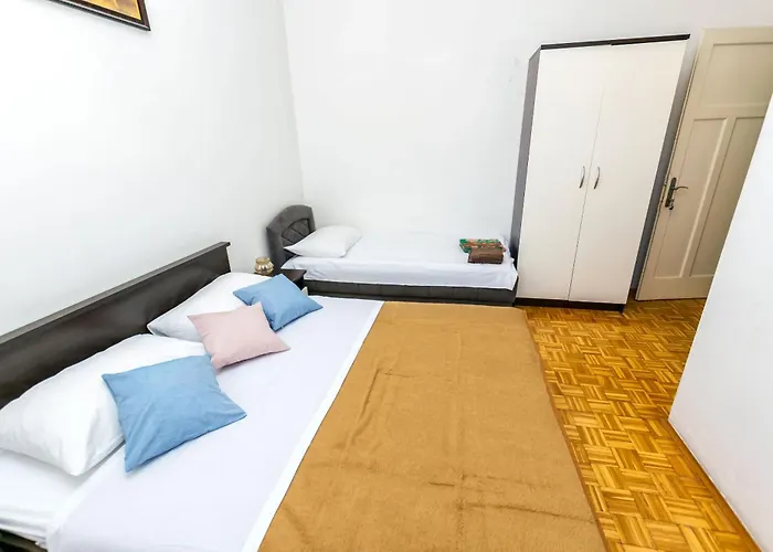 And Angela * Vela Luka