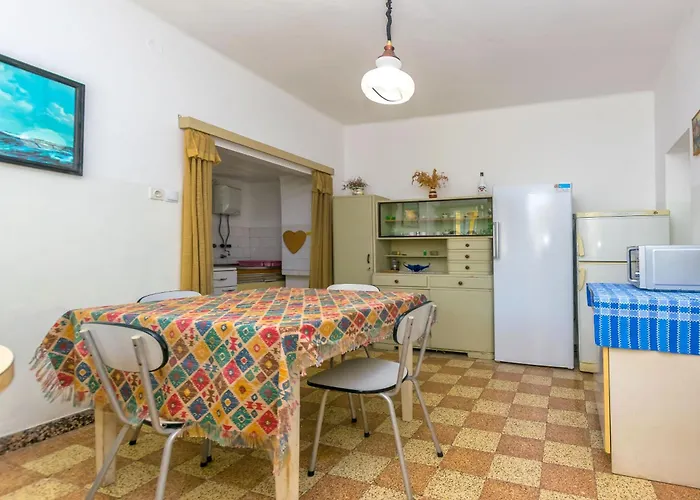 Appartement And Angela