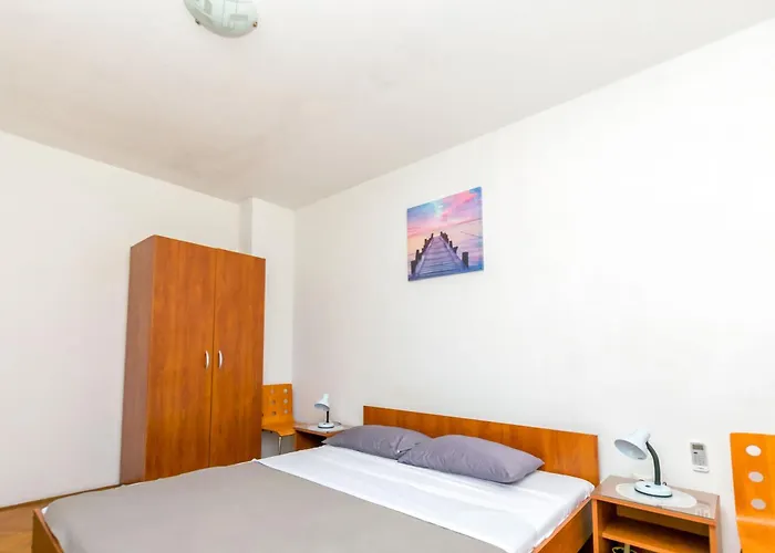 Appartement And Angela *