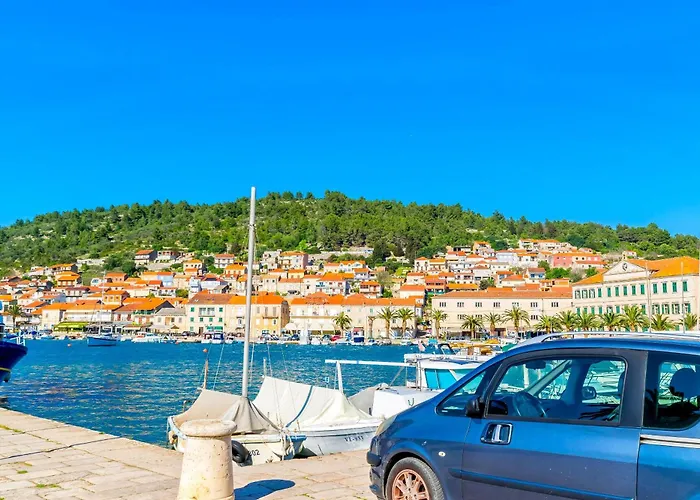 Appartement And Angela Vela Luka