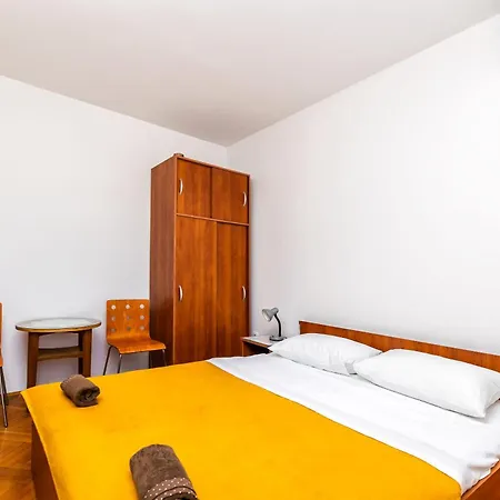 And Angela Апартаменты Вела-Лука