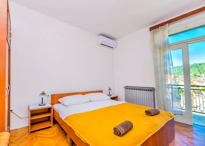 Apartamento And Angela Vela Luka