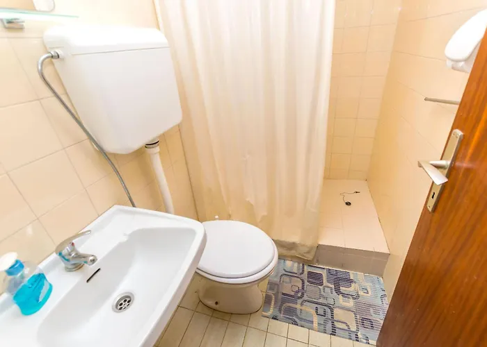 And Angela Apartamento Vela Luka